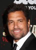 photo Manu Bennett